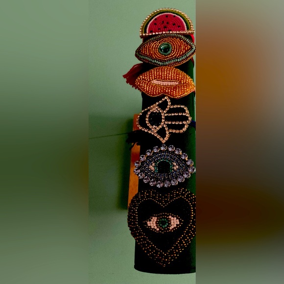 BRACELETS FOR THE BOHO OR MAN THATS MAN ENOUGH TO SPORT 🖤 - Picture 1 of 3